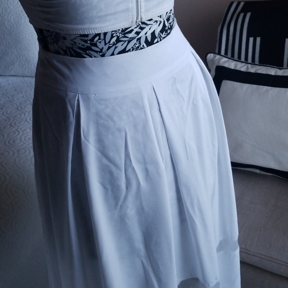 A line white mesh skirt and crop top - Picture 4 of 7